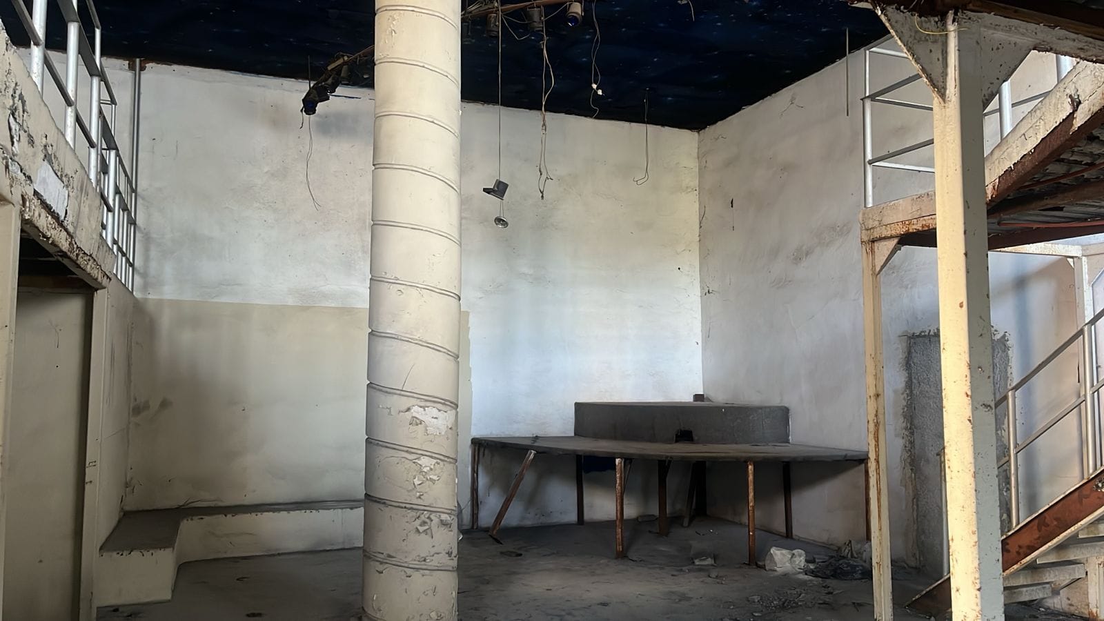 WhatsApp-Image-2025-02-11-at-11.51.53-AM