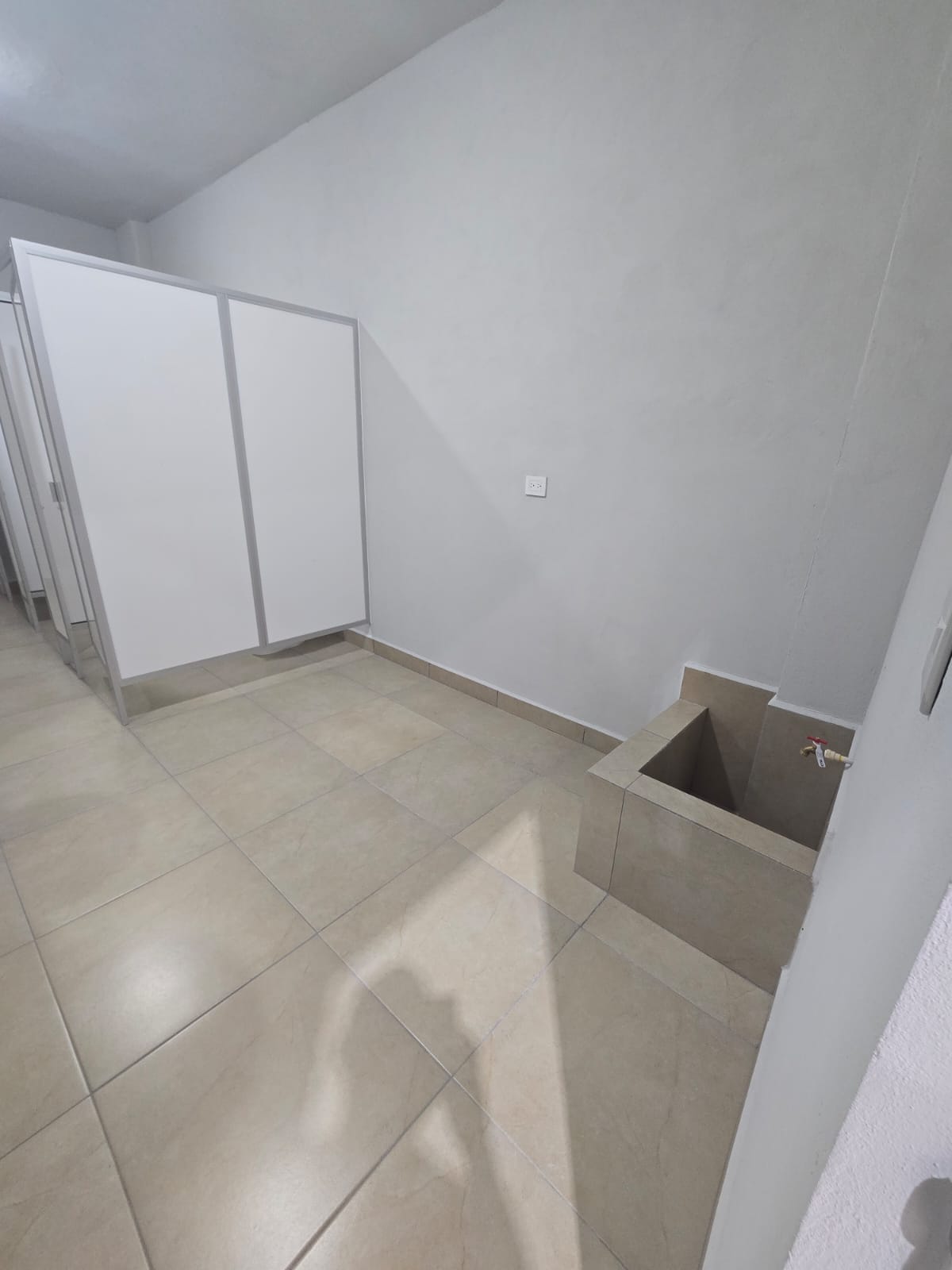 a5b61af6-d14d-4595-b9f7-b4b34e309eef